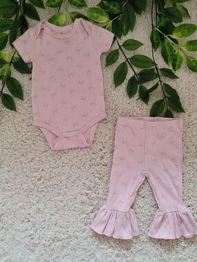 Baby Girl Light Pink Bow Outfit (3-6 Months)
